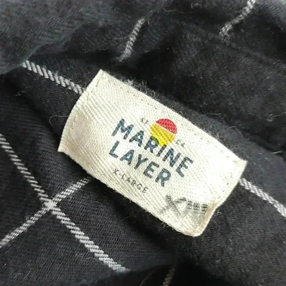 Marine Layer Flannel 1/2 Button Pullover Top - image 5